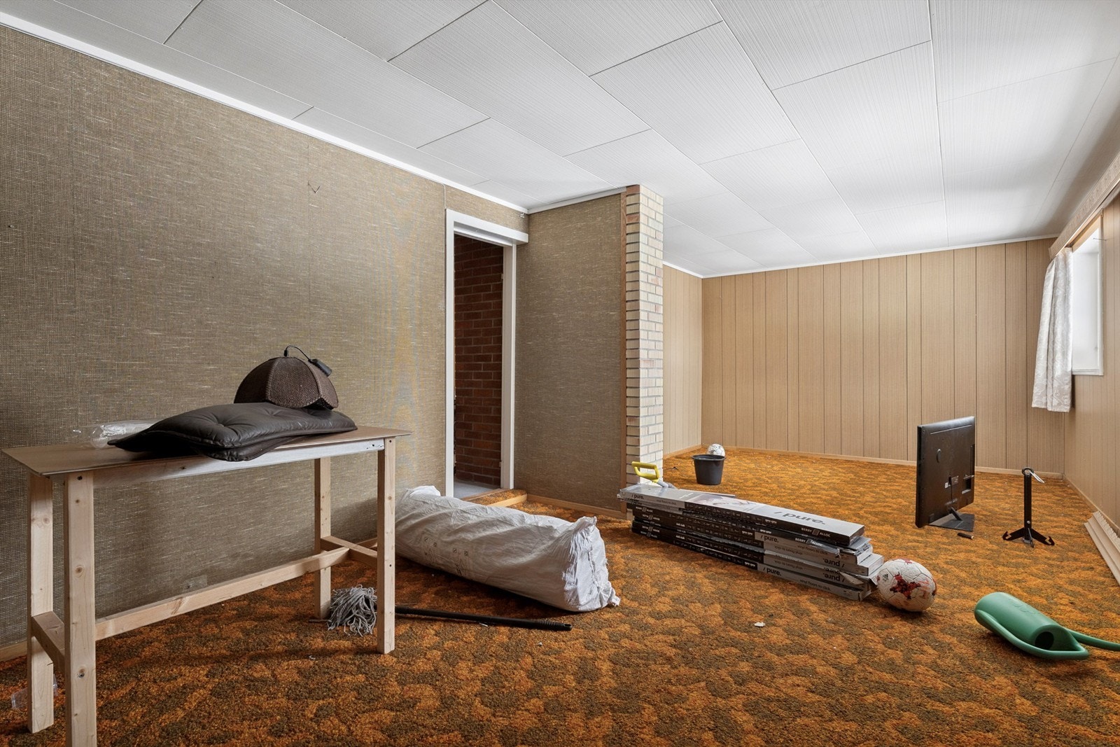 Kjellerstue. Galleribilde