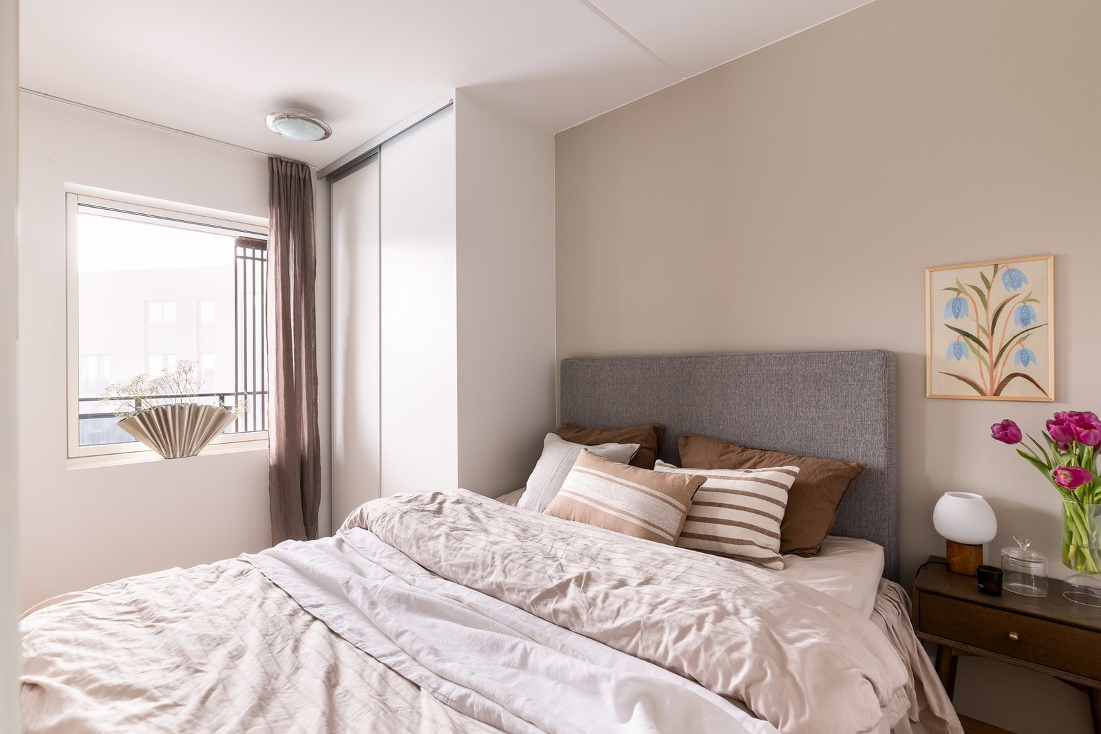 Soverommet ligger i tilknytning til stuen. Galleribilde