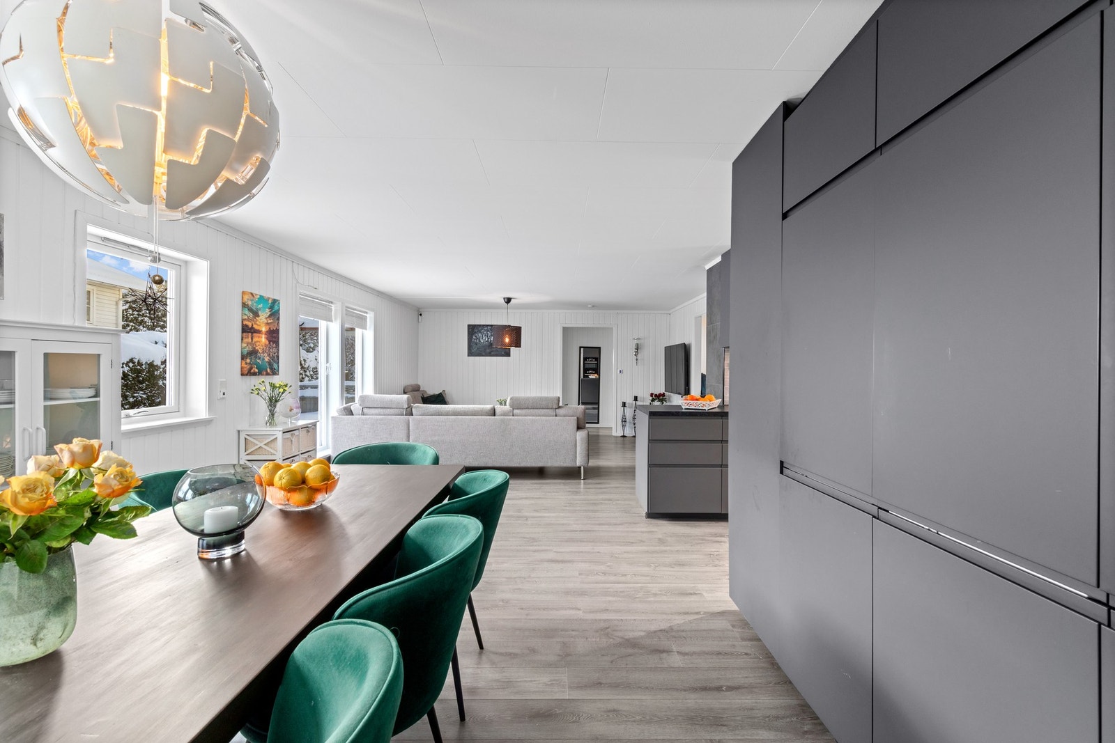 Praktisk løsning ut mot spisestuen. Galleribilde