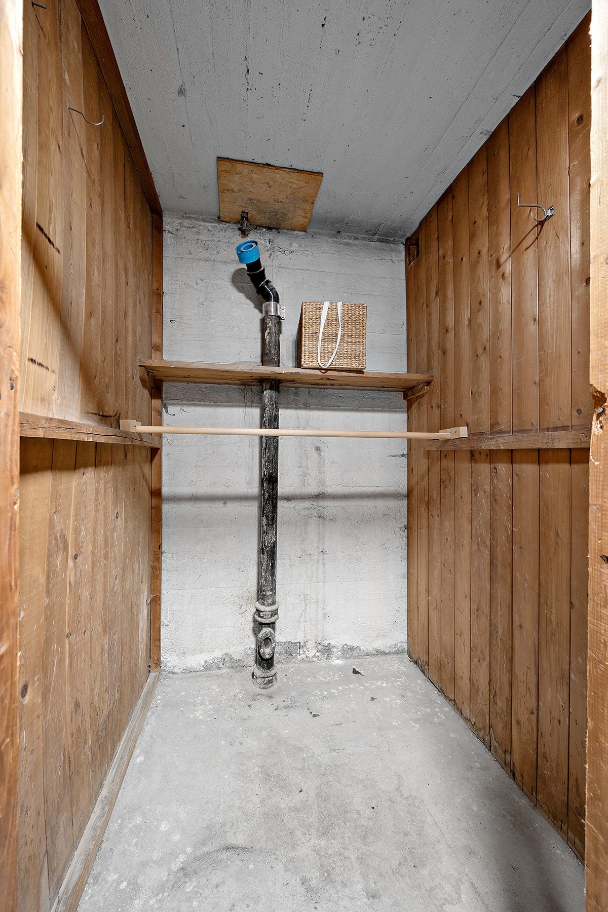 Boligen disponerer 1 kjellerbod på ca. 2,3 m² Galleribilde