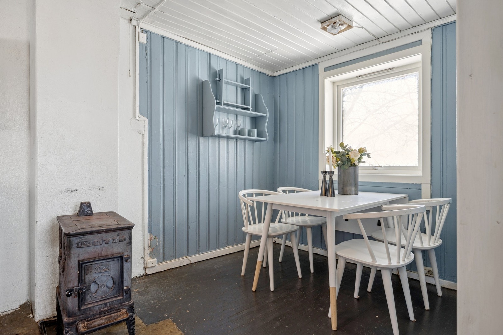 En eldre vedovn finner du også her inne. Galleribilde