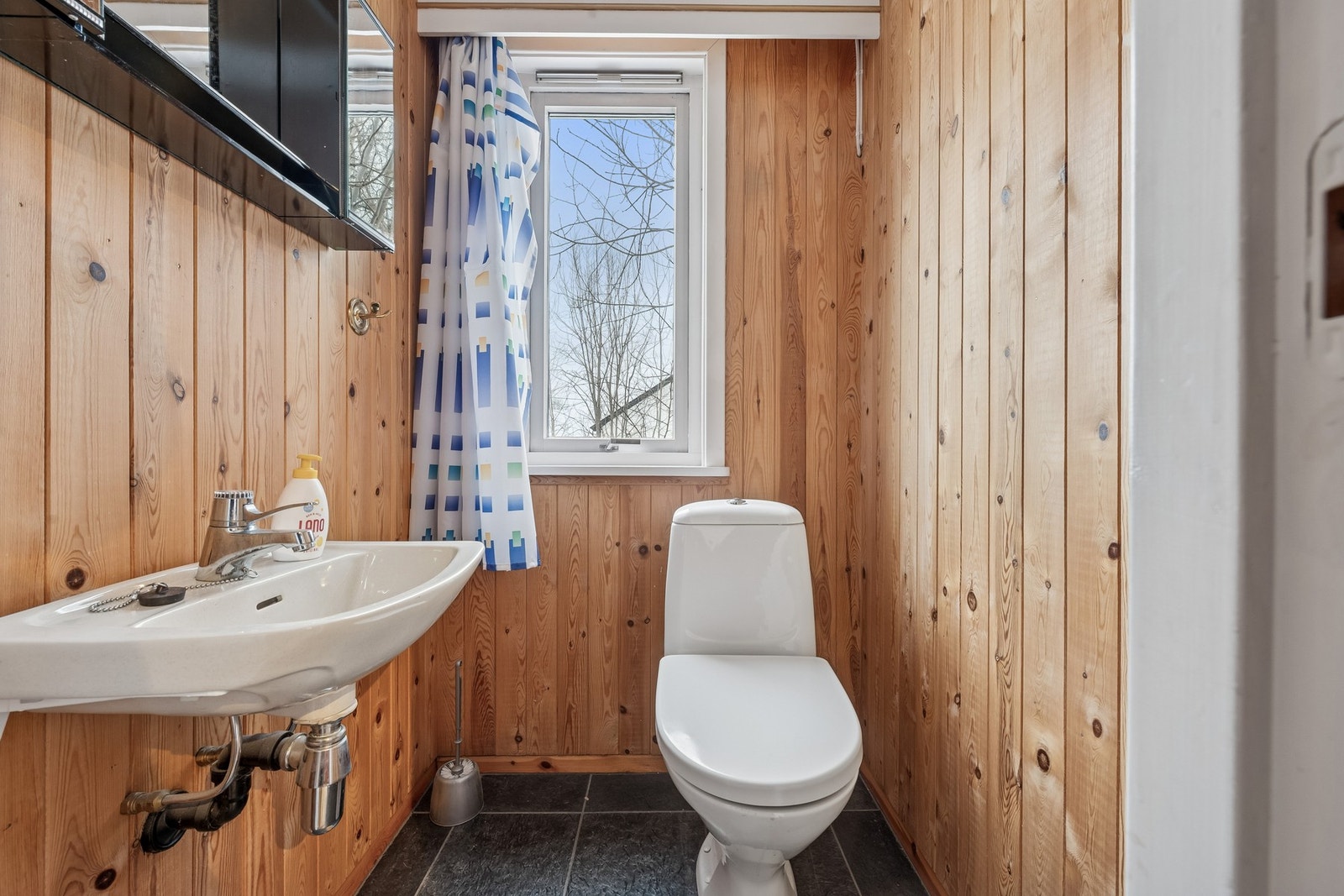 WC i tilknytning til entré. Galleribilde