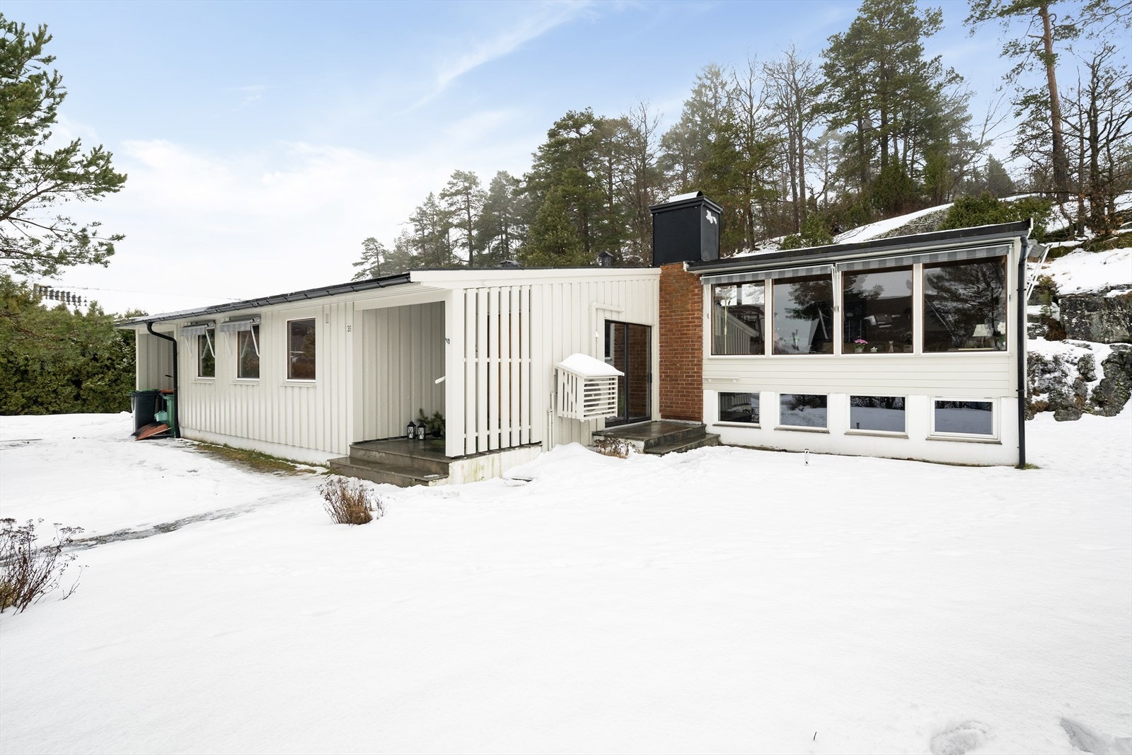 EiendomsMegler1 v/Carina Myhre presenterer Løkkebergvegen 36!
Foto: Inbovi Galleribilde