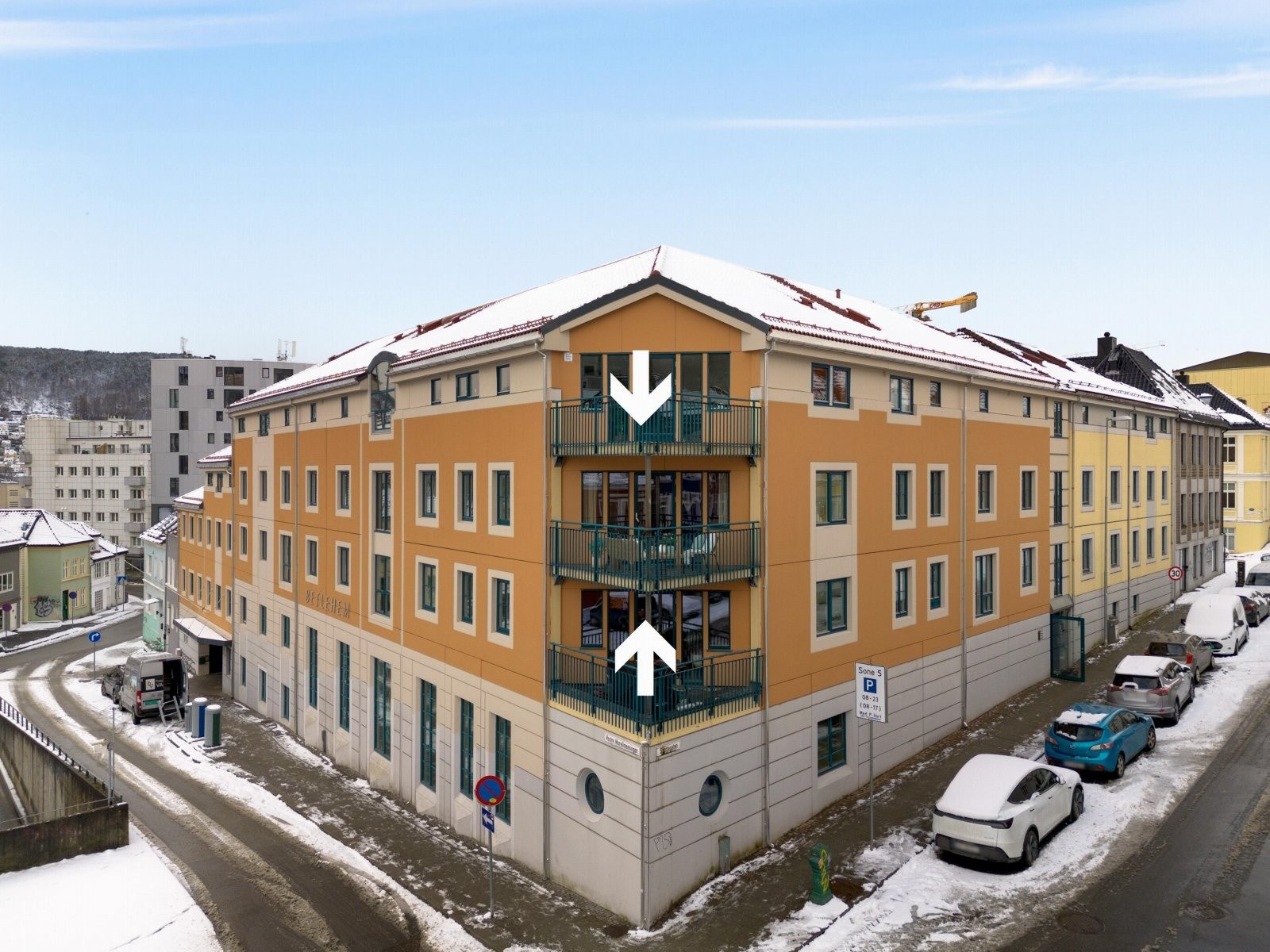 - Leiligheten ligger fint til på hjørnet i 4.etasje - Galleribilde