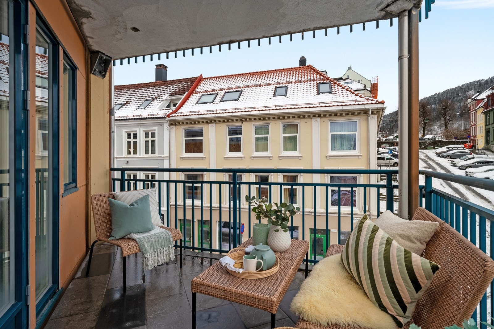 - Svært luftig og fin beliggenhet i et av byens mest attraktive strøk - Galleribilde