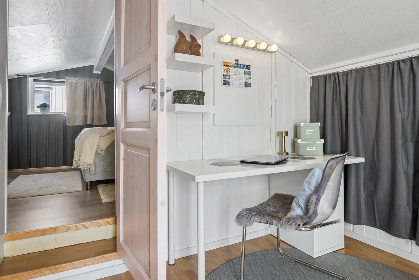 2.etasje består av soverom og loftstue. Galleribilde