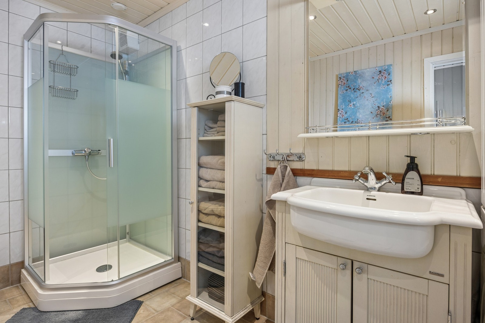 Bad tilknyttet hovedsoverommet. Galleribilde