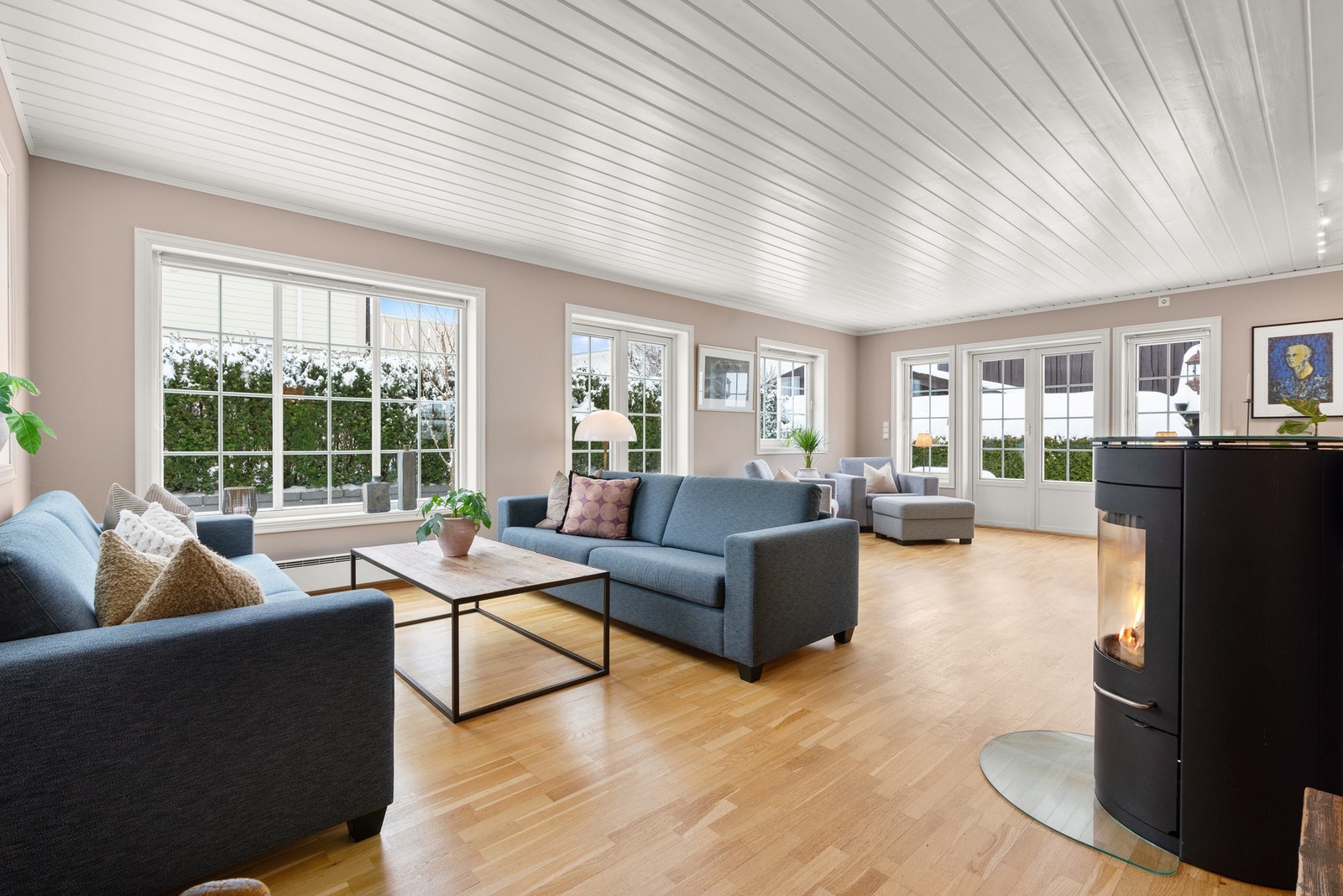 Boligen går over 3 plan og har en meget god planløsning Galleribilde