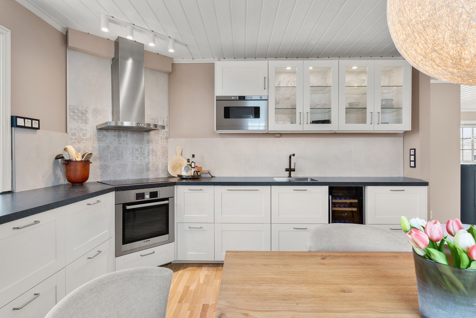 Kjøkkeninnredningen fra IKEA er ny fra 2018 Galleribilde