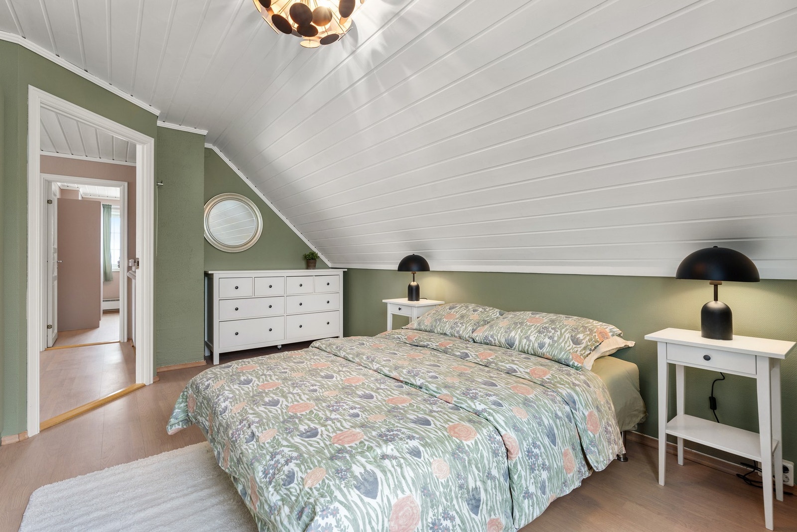 Romslig hovedsoverom Galleribilde