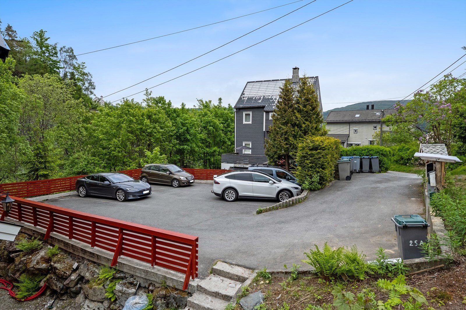 Felles parkeringsplass i sameiet Galleribilde