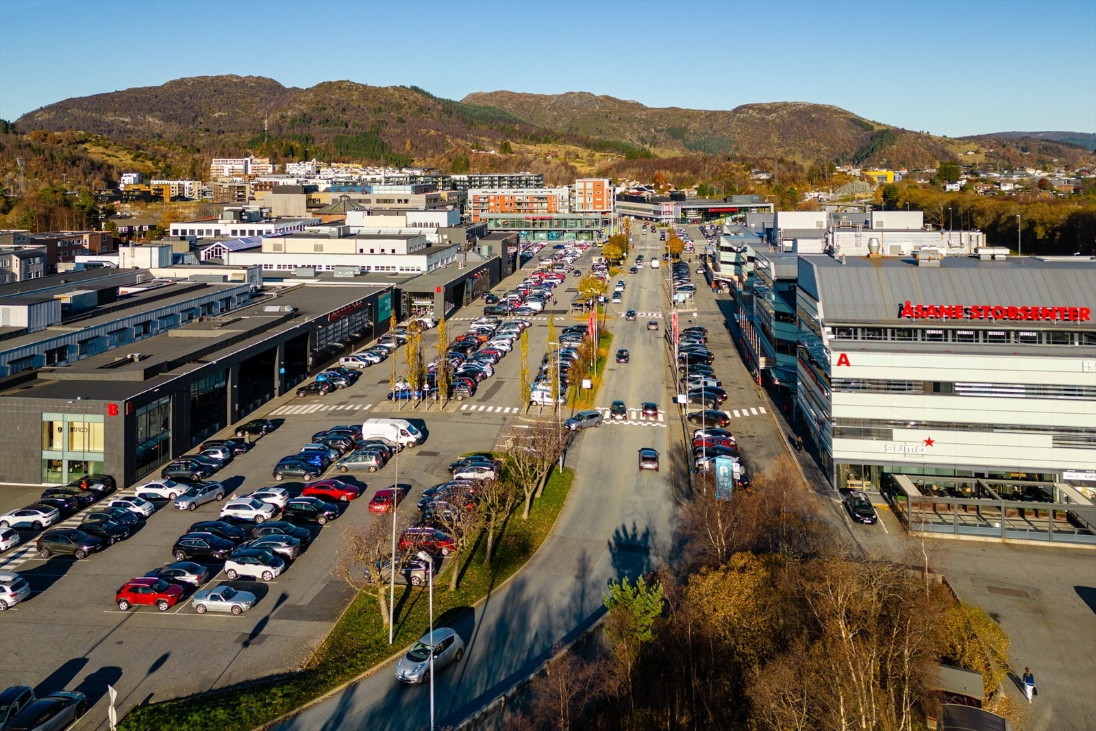 Det er kort vei til Åsane senter, Horisont, Gullgruven og Ikea med mer Galleribilde