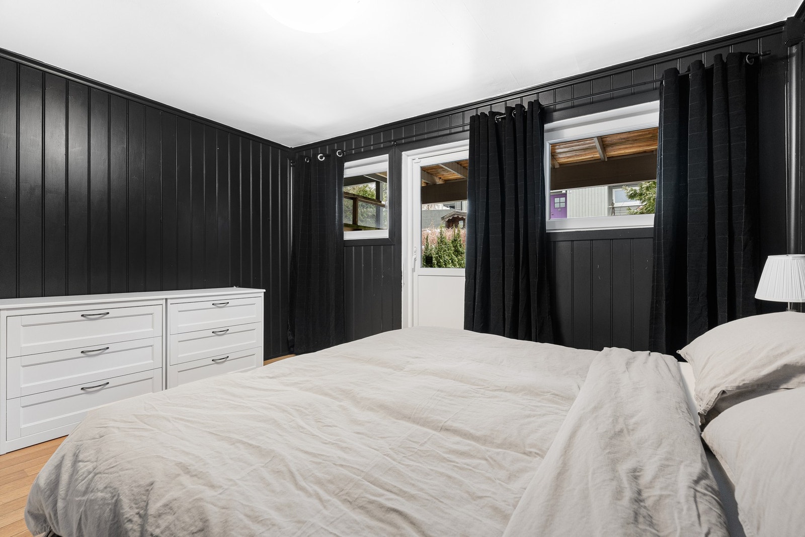 - God plass til ønsket garderobeplass - Galleribilde