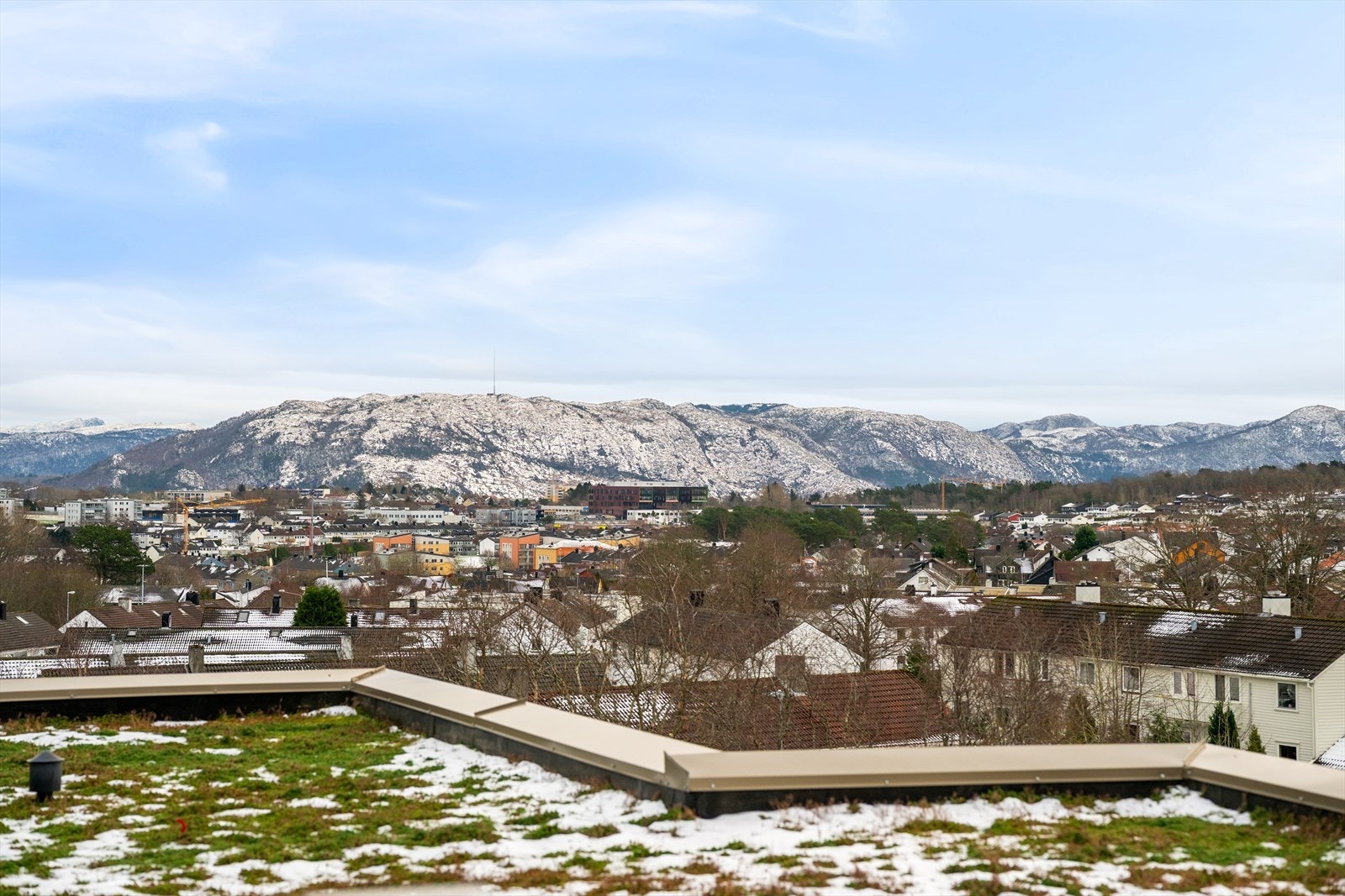 En slik utsikt med så mange ulike elementer av norsk natur - hevder forskning at skal gi bedre mental helse. Galleribilde