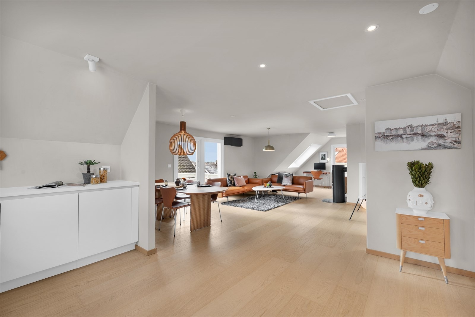 Kjøkken mot stuen Galleribilde