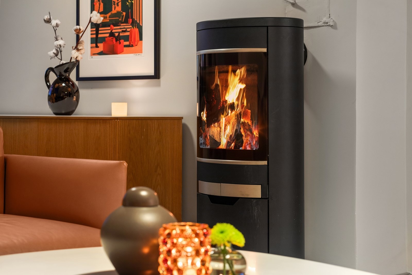 Vedovn til oppvarming på kalde vinterdager Galleribilde