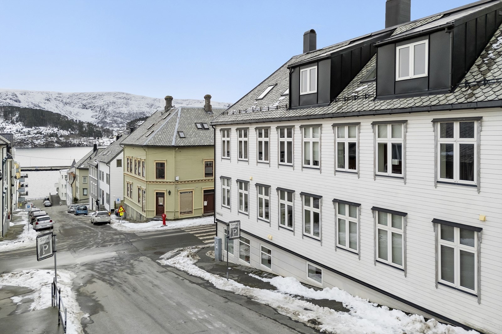 Bygården ble påbygd, ombygd og fornyet i perioden 2014 - 2016. Og det er gitt ferdigattest for tiltaket. Galleribilde