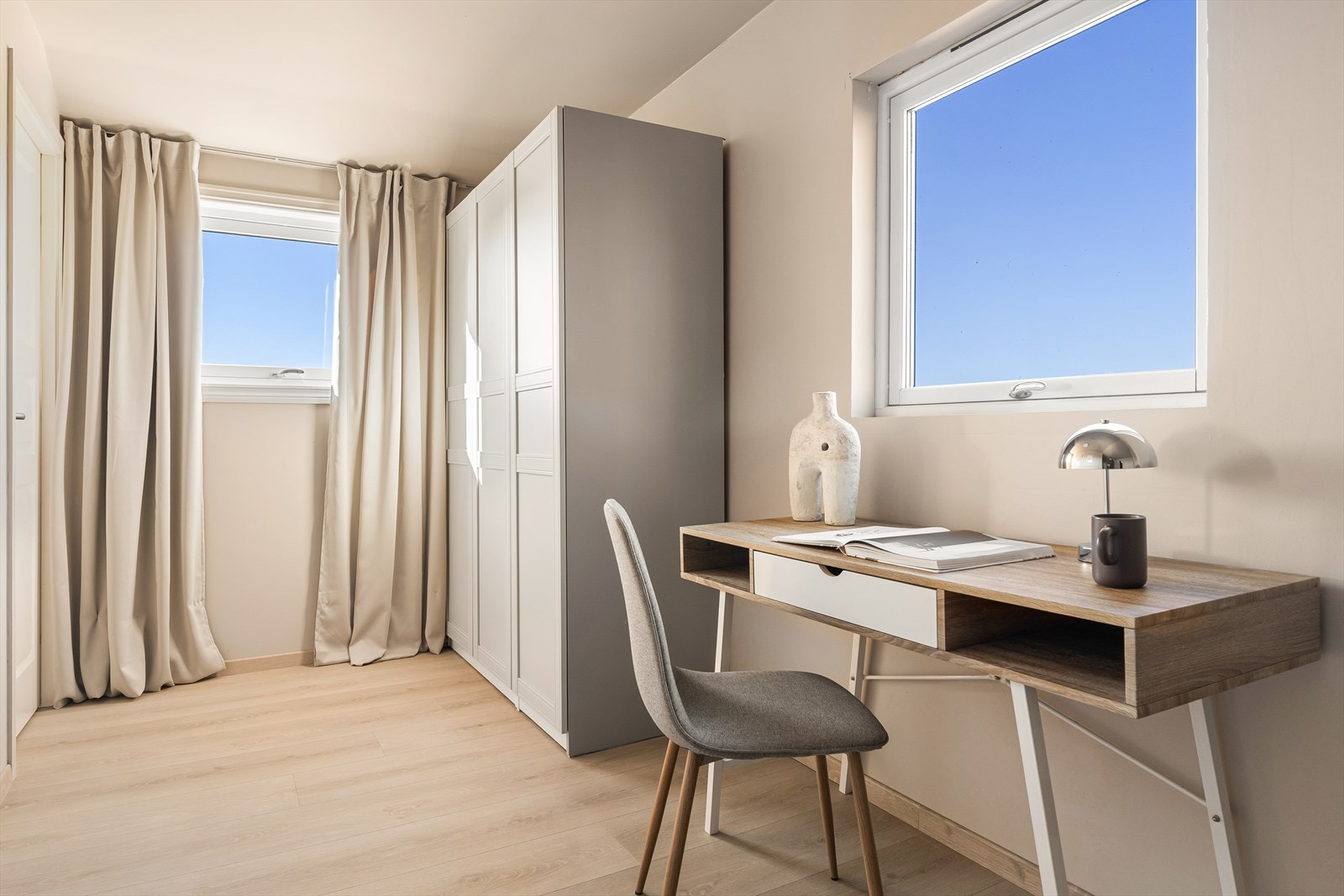 Disp. rom i 2. etasje. Galleribilde