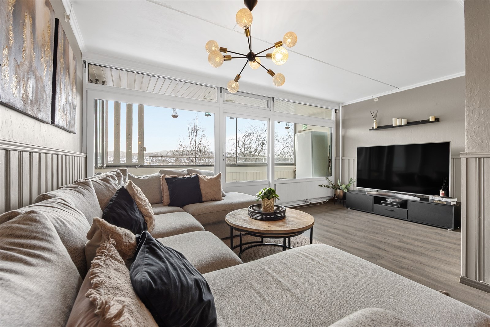 Lokalmegler Awet Tella v/ EiendomsMegler 1 har gleden av å presentere Garver Ytteborgs vei 123! Galleribilde