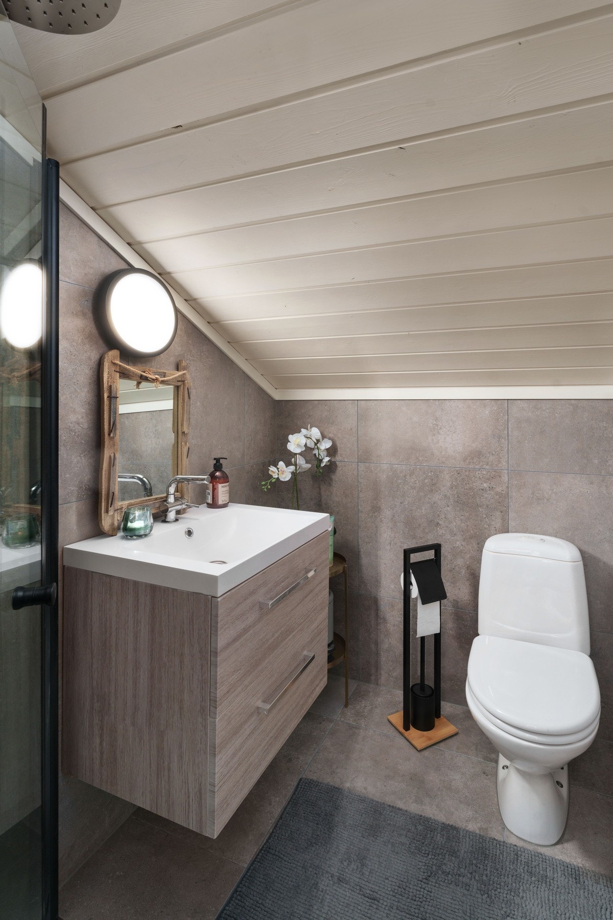 Bad loftetg. Galleribilde