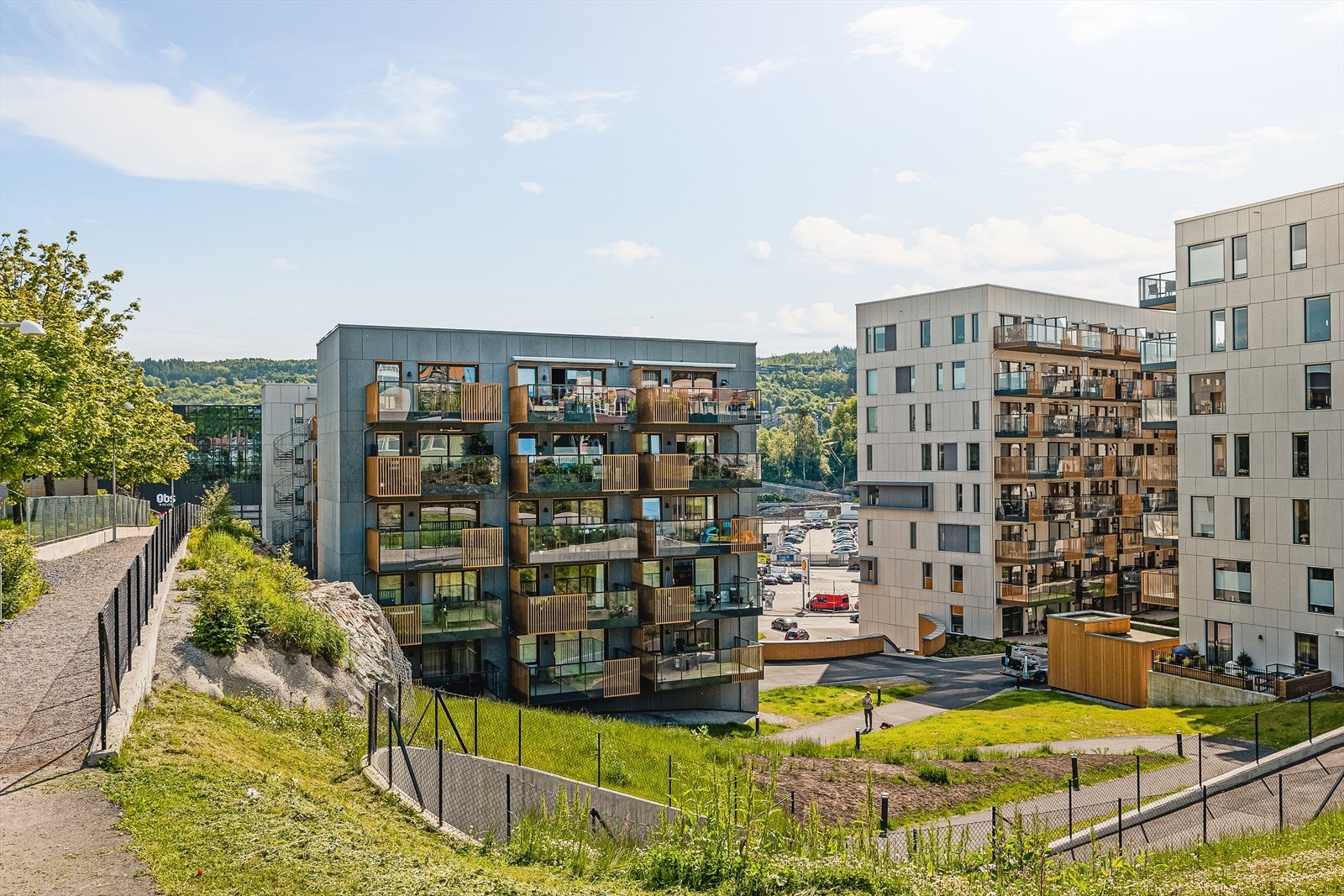 Leligheten ligger vestvendt i byggets 3. etg. Galleribilde