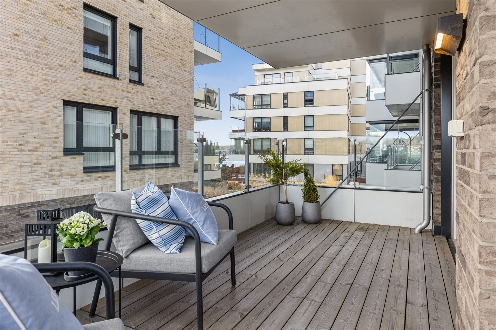 15 kvm balkong. Galleribilde