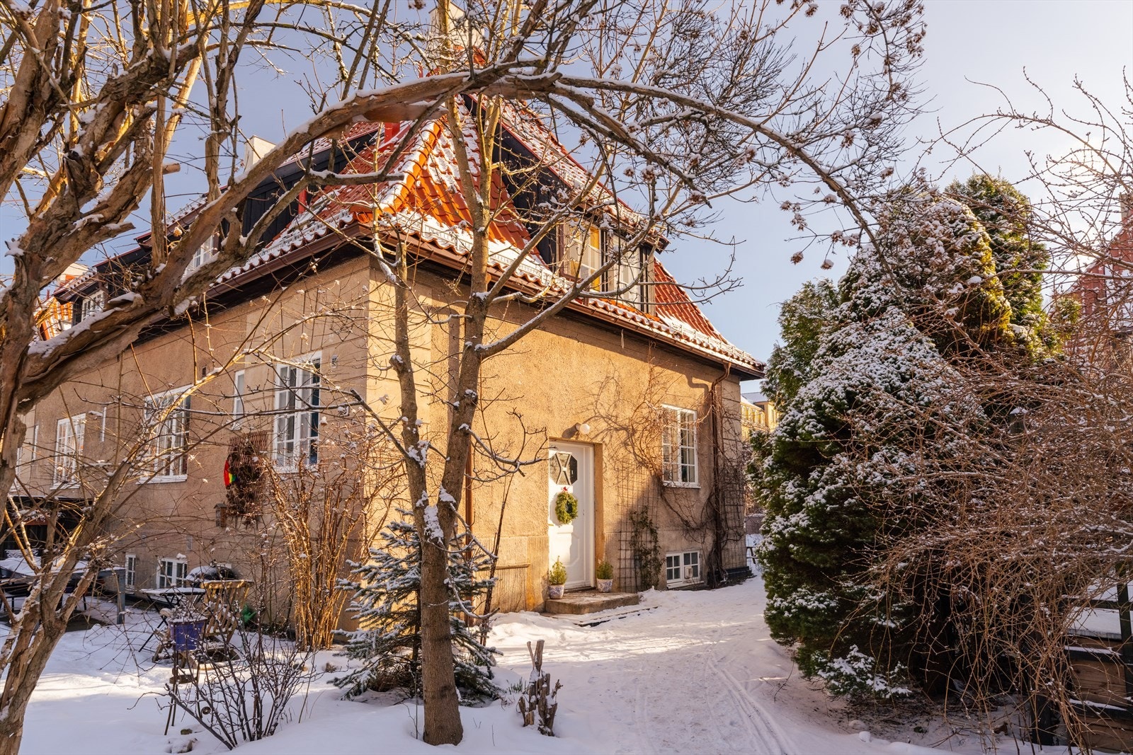 Velkommen til John Colletts allé 13! Galleribilde