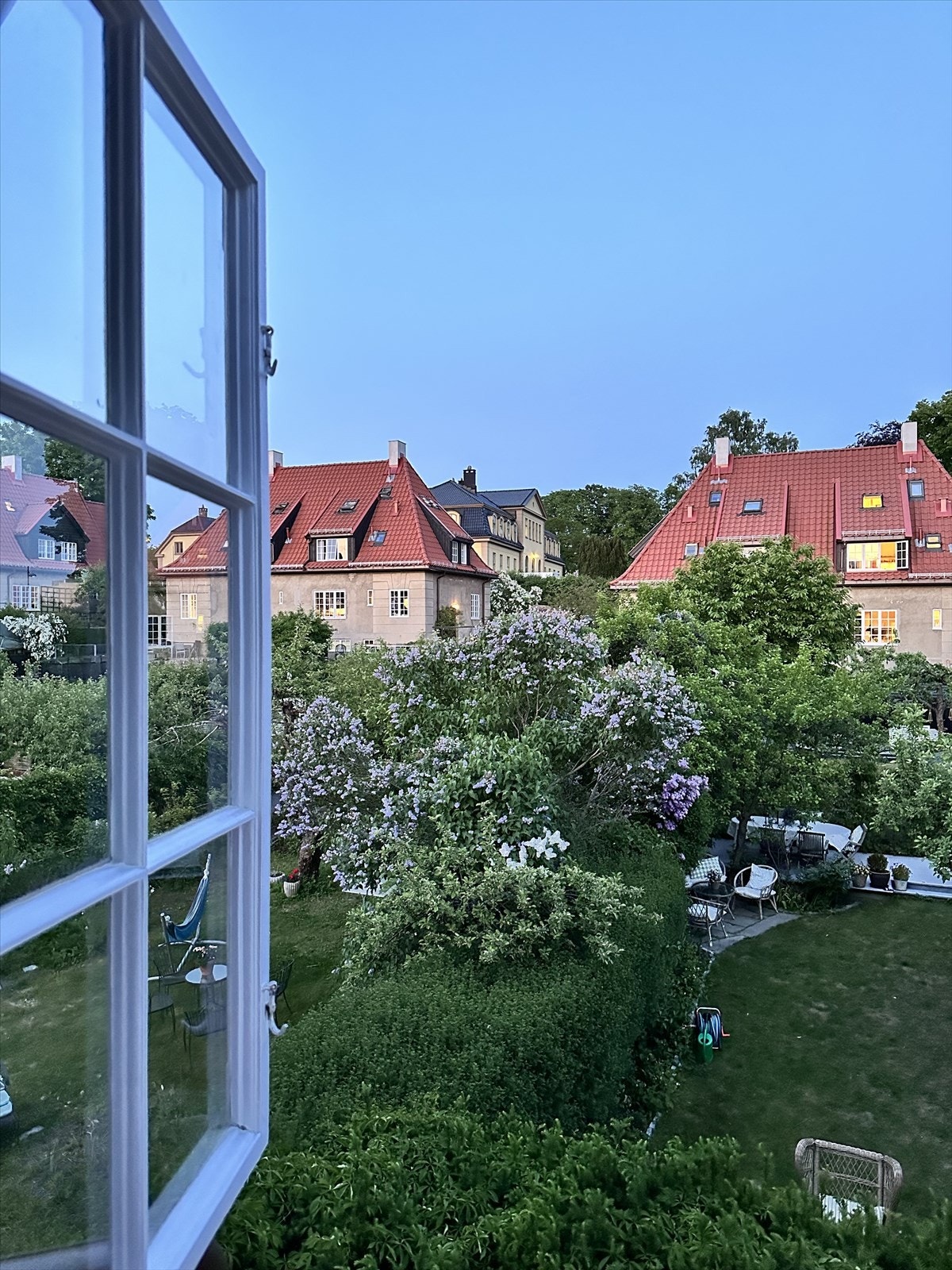 Selgers eget bilde. Galleribilde