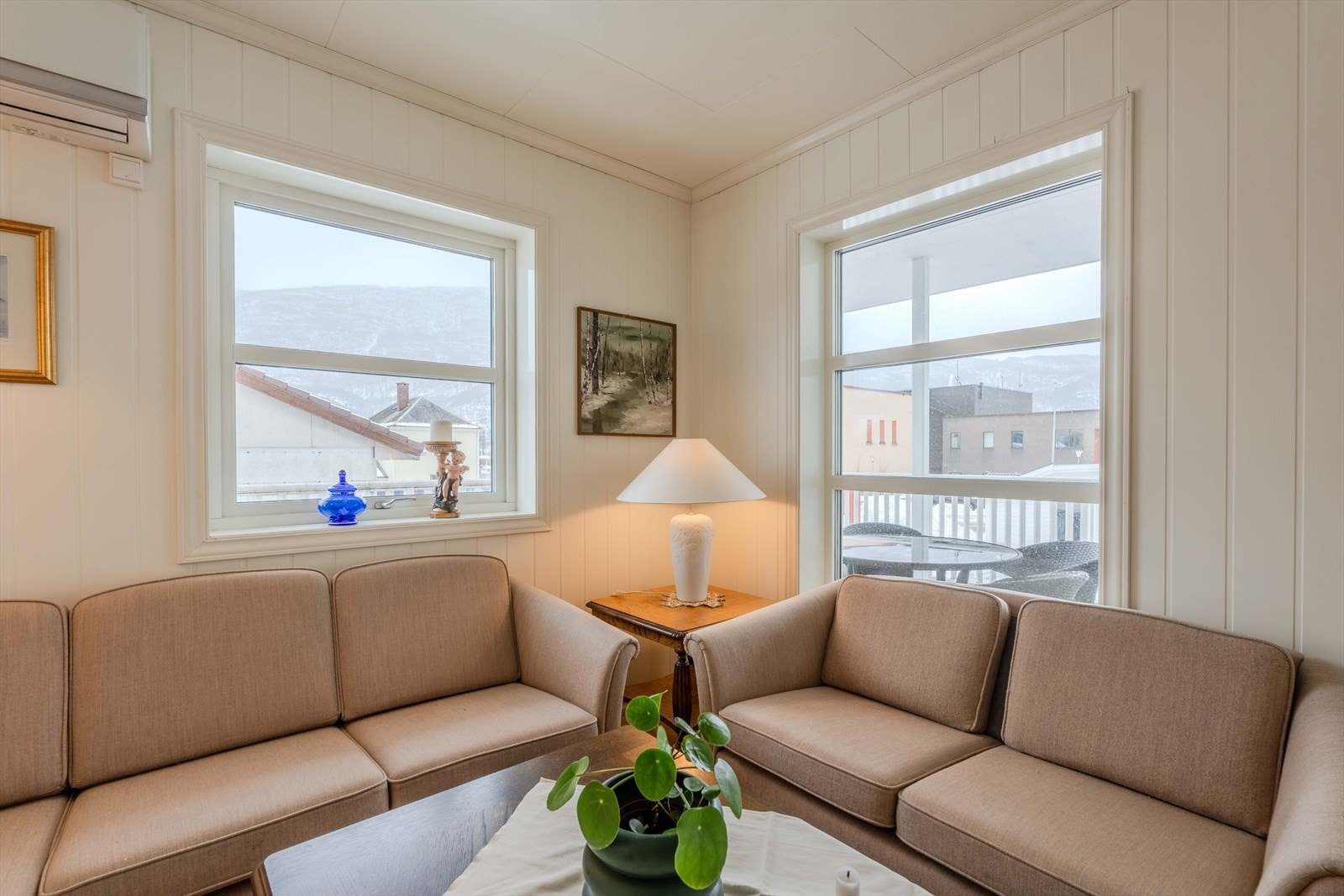 Åpen utsikt mot Folkets hus Galleribilde