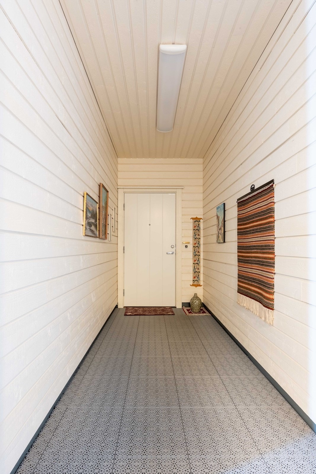 Felles gang - inngang leilighet Galleribilde