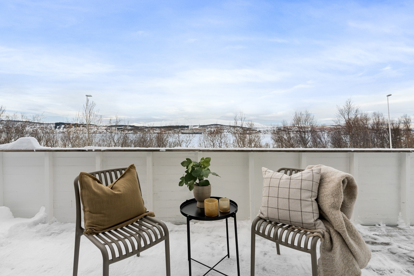 Velkommen til Evjenvegen 206 - Presentert av Sne Eiendomsmegling ved Stina Stormo! Galleribilde