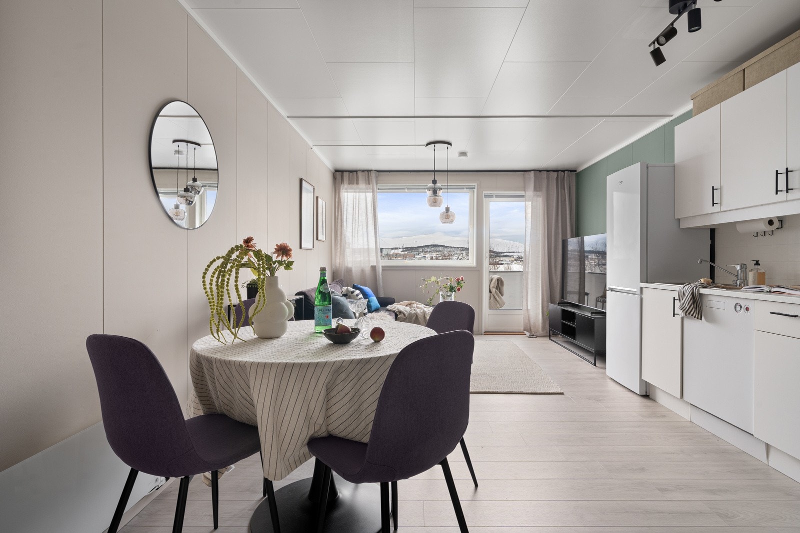 Det er lave omkostninger ved kjøp av andelsleilighet (ingen dokumentavgift!) Galleribilde