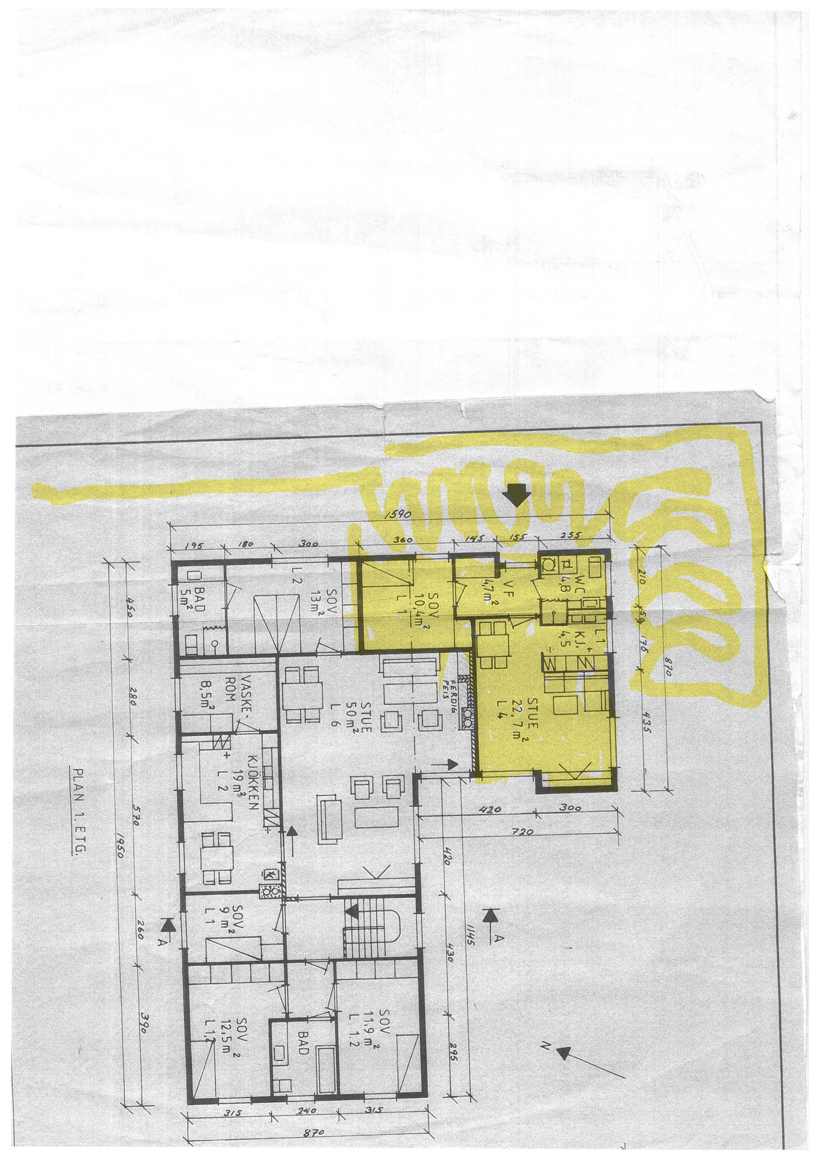 Plantegning annen etasje, hvor hybel og hybel sitt uteområde er tegnet inn med gult Galleribilde