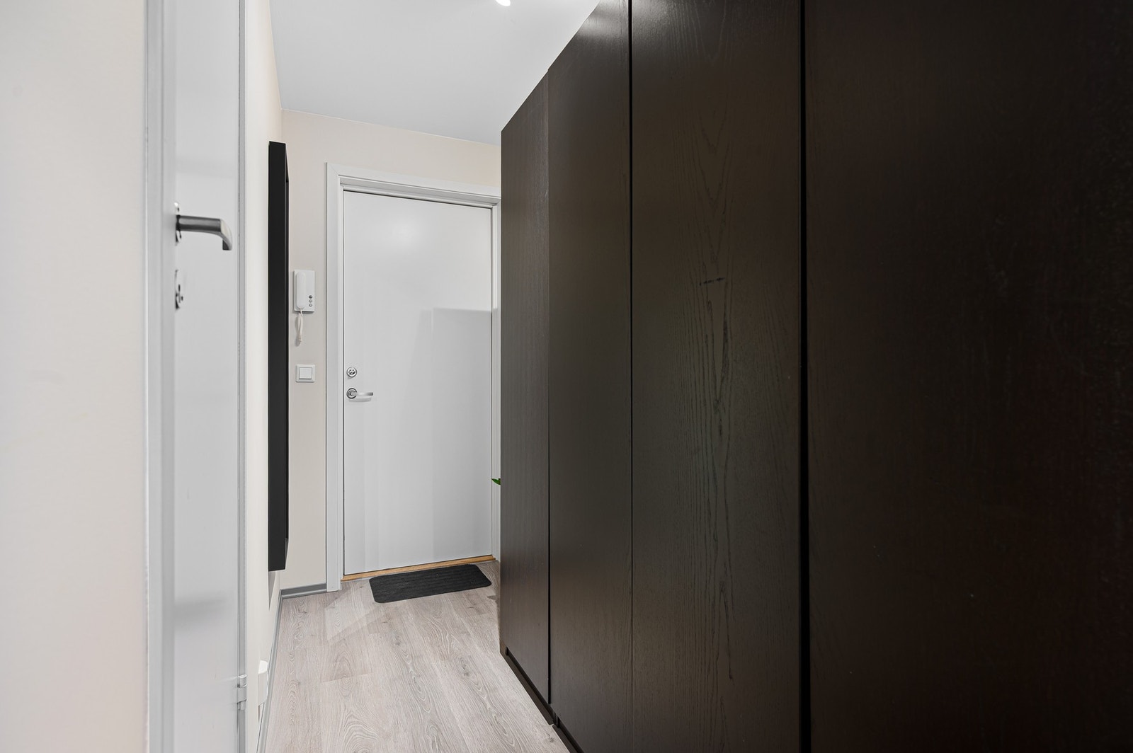 Entré. Galleribilde