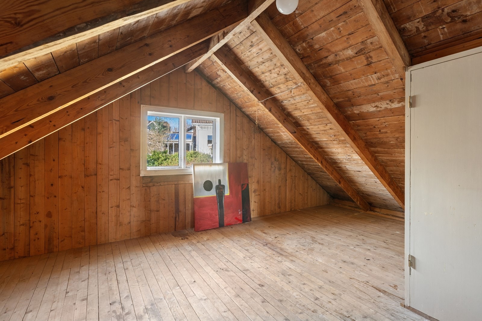 Uinnredet loft. Galleribilde