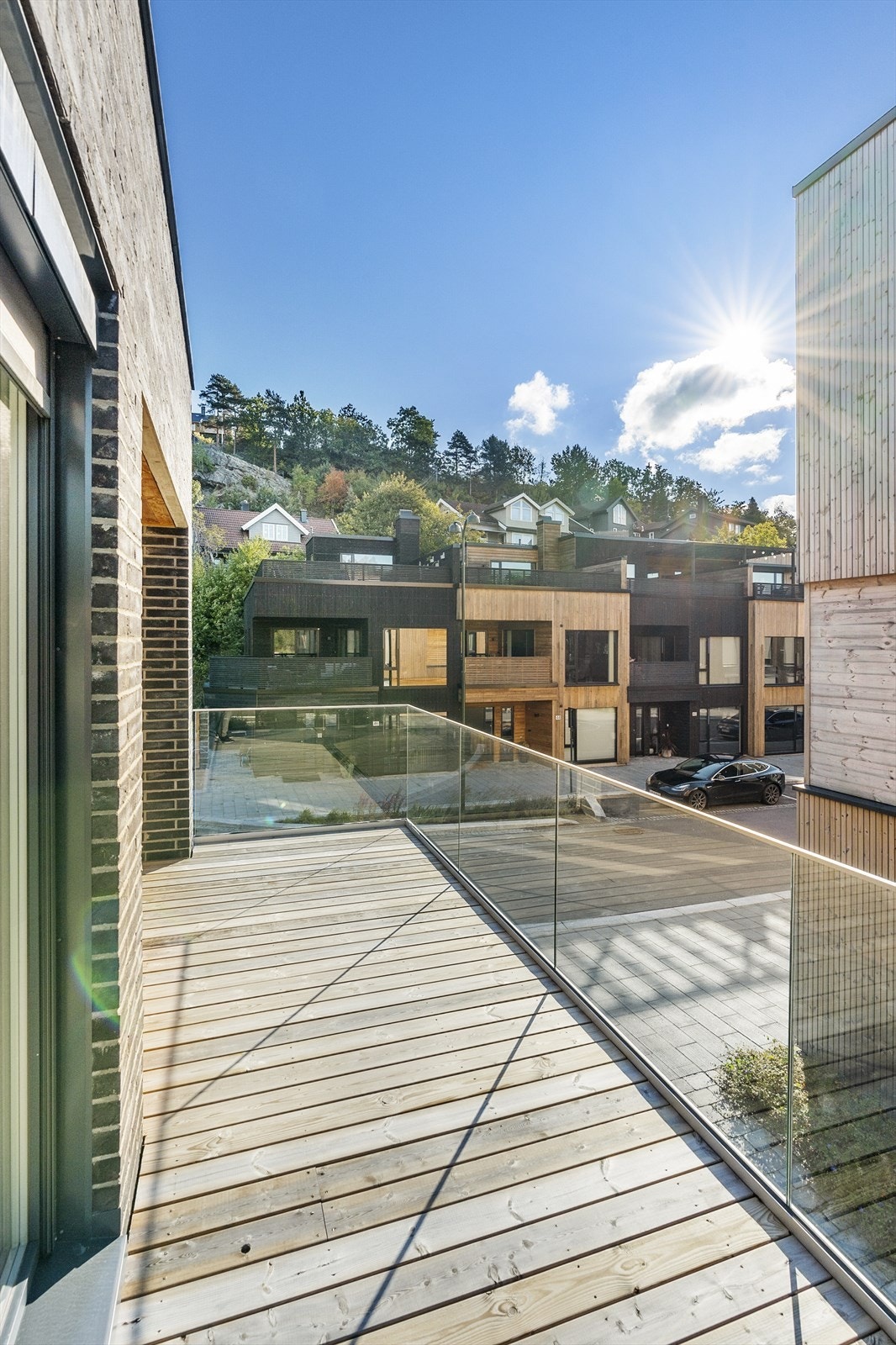 Terrassen er ca. 18kvm totalt. Galleribilde