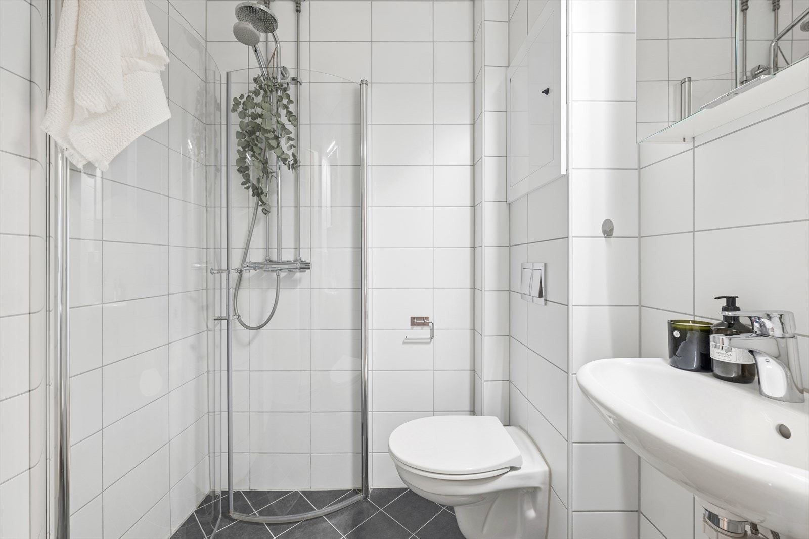 Flislagt bad pusset opp i regi av borettslaget i 2019 Galleribilde