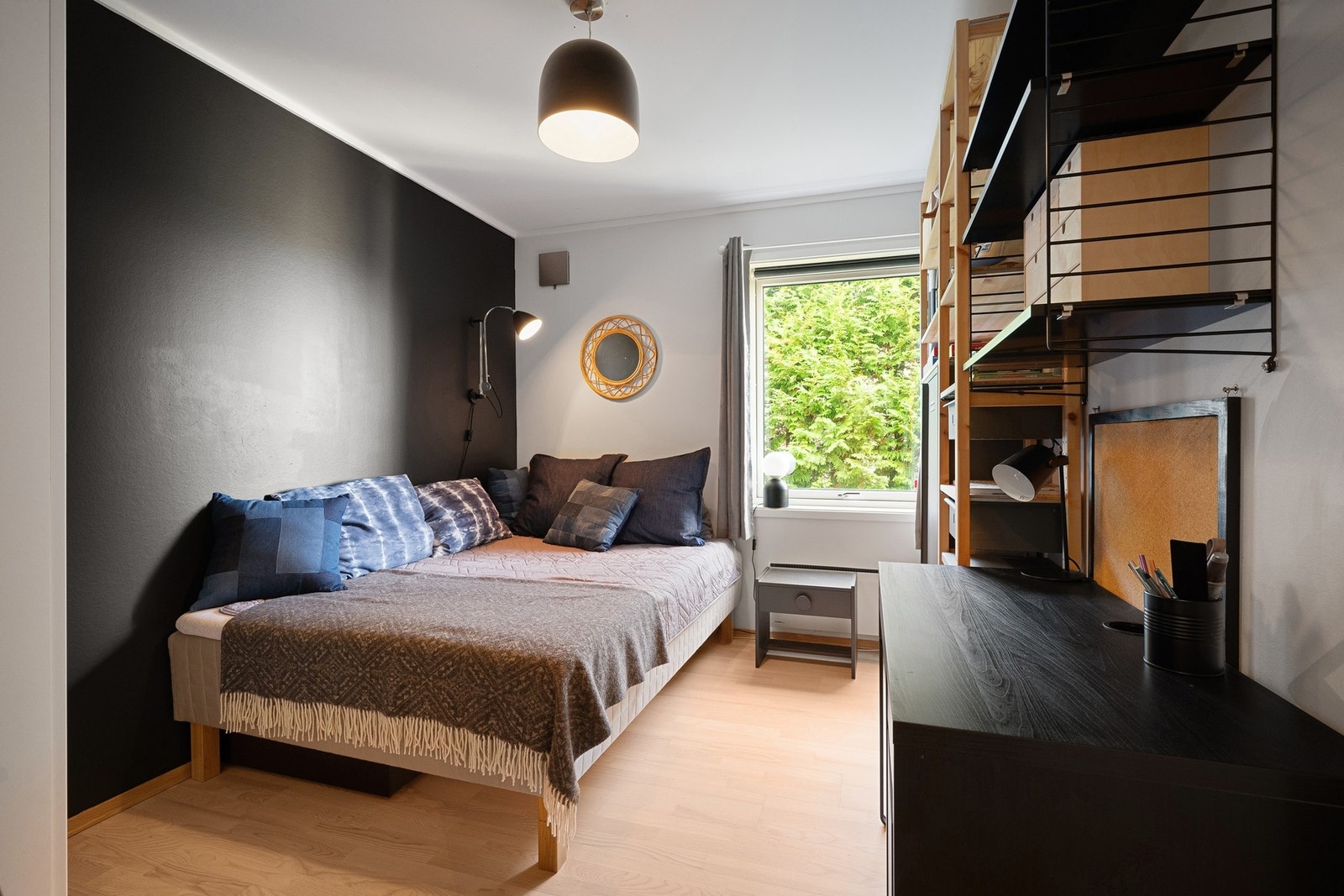 Soverom nr. 2 i 1. etasje Galleribilde