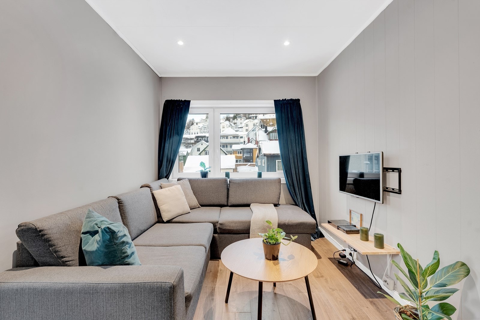 Velkommen til Grønnegata 109 - En urban og flott 2-roms med ekstra sovealkove, smart planløsning og umiddelbar nærhet til alt! Galleribilde