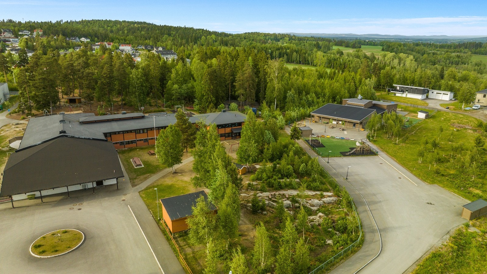 Med Borgen skole og Borgen Fus barnehage i umiddelbar nærhet er dette et familievennlig område. Galleribilde