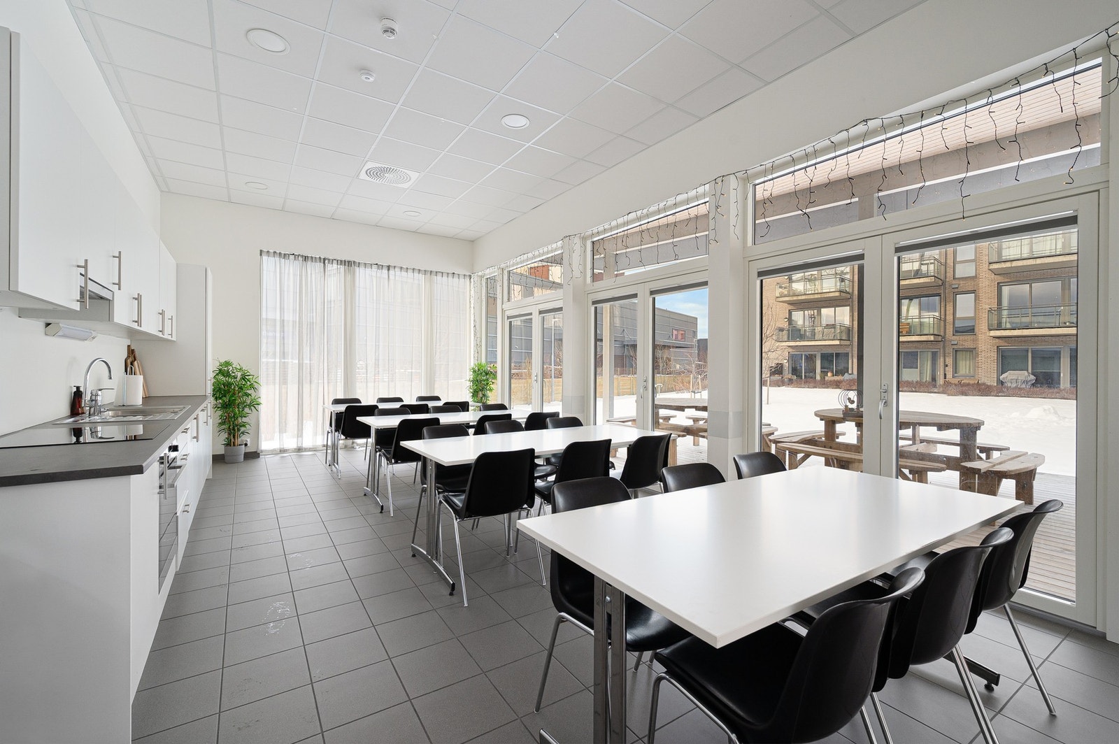 Sameiet har et felles hagehus som kan leies for en rimelig penge til arrangementer. Galleribilde