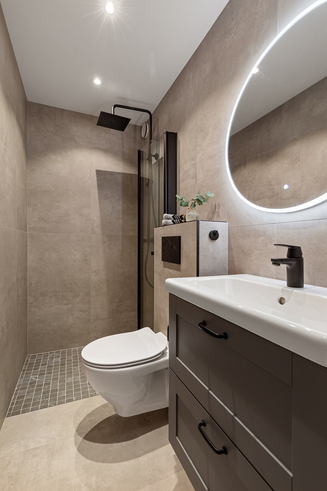 Lunt og delikat bad fra 2022 Galleribilde