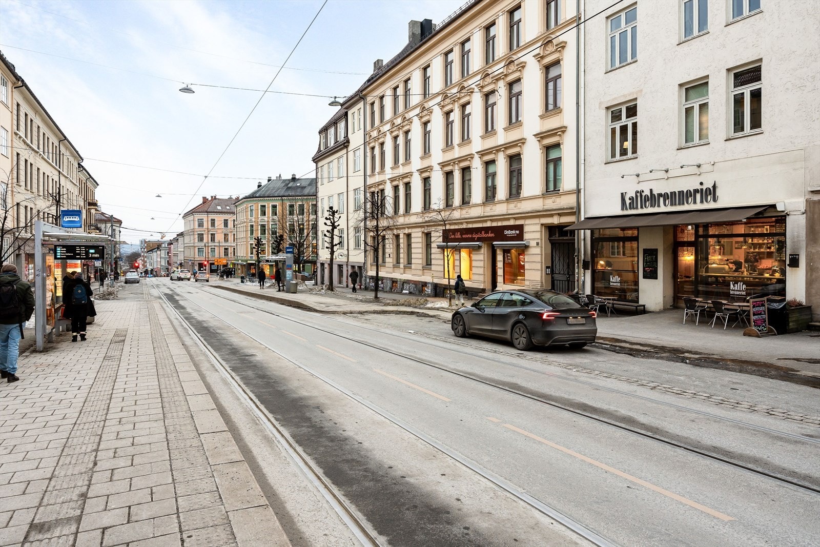 Nærområde: Kort avstand til kaféer, restauranter m.m. fra boligen. Galleribilde