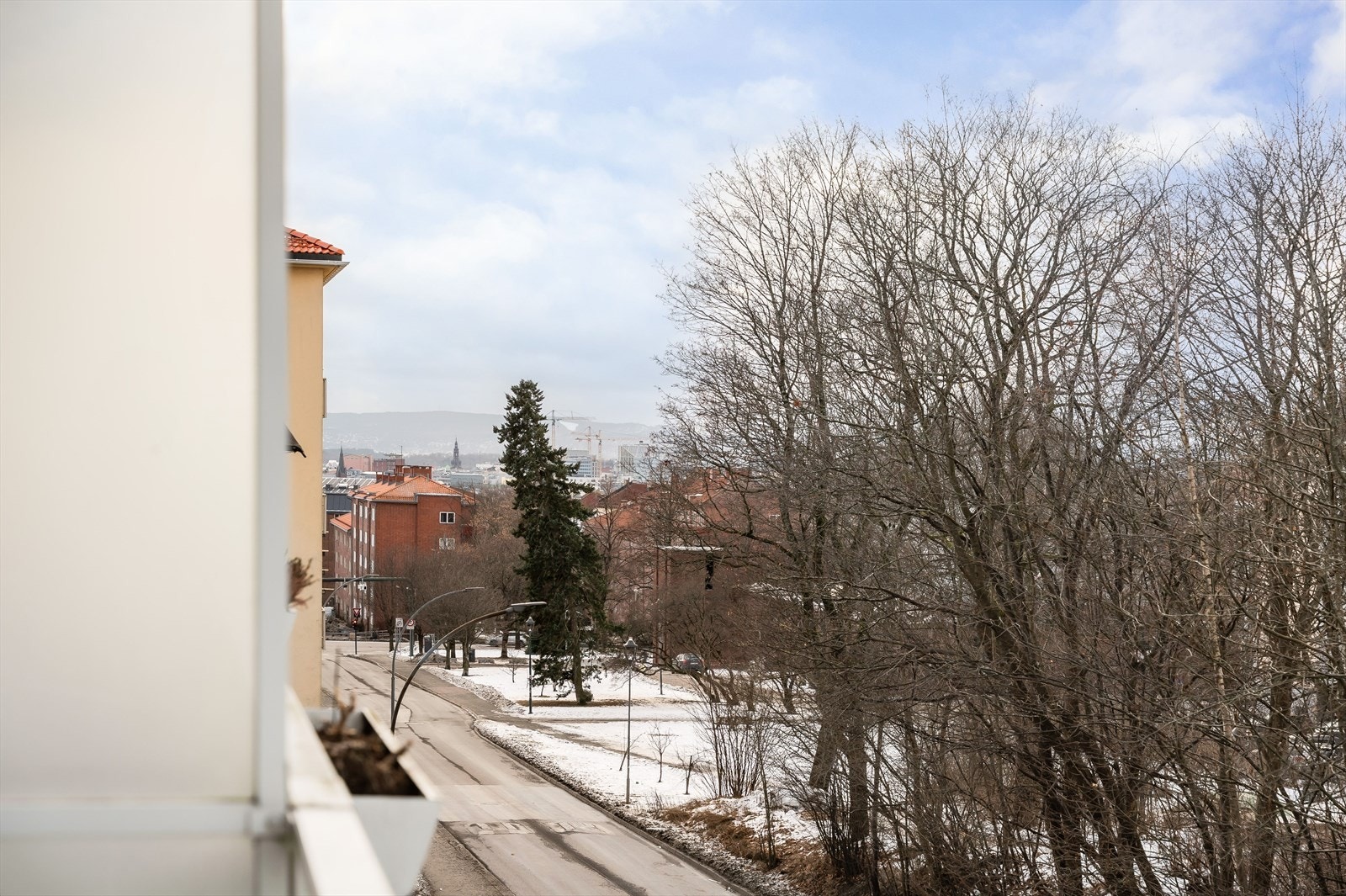 Utsikt fra balkong. Galleribilde