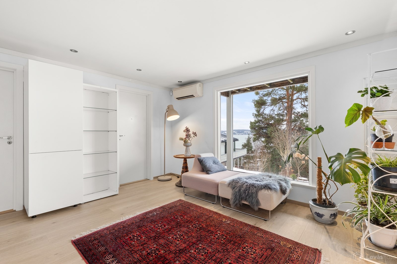 Gode møbleringsmuligheter også i denne etasjen. Galleribilde