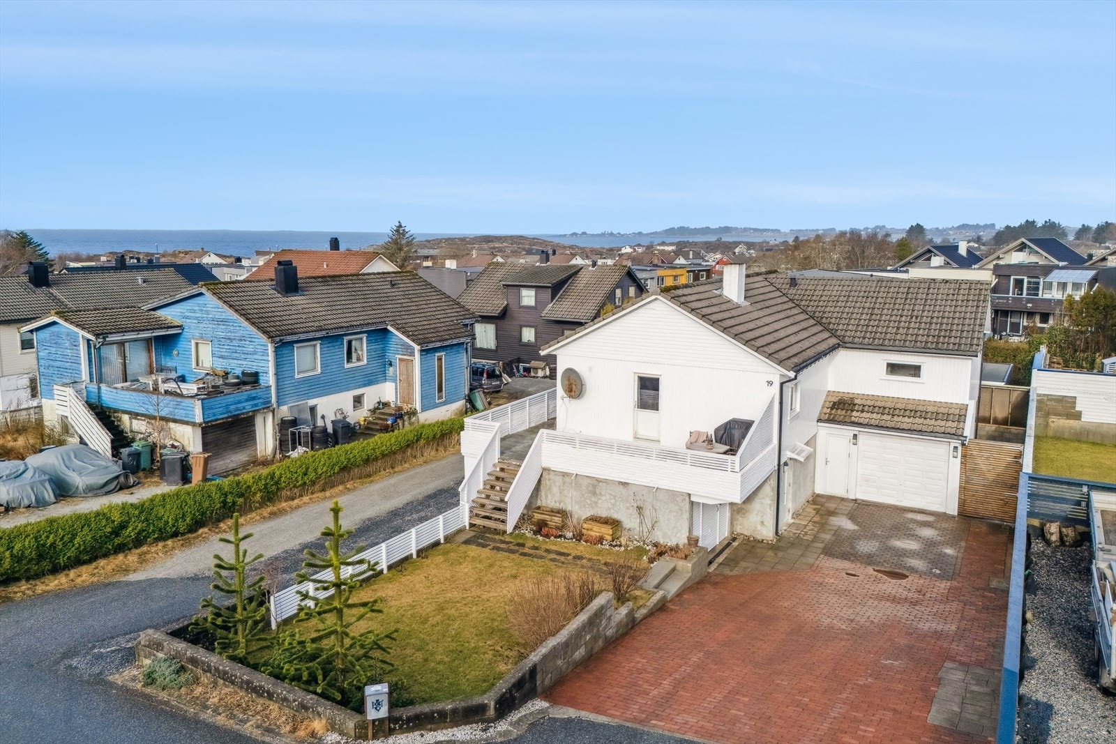 Velkommen til Ærfuglveien 19, presentert av Simen Rossebø Fosen for DNB Eiendom. Galleribilde