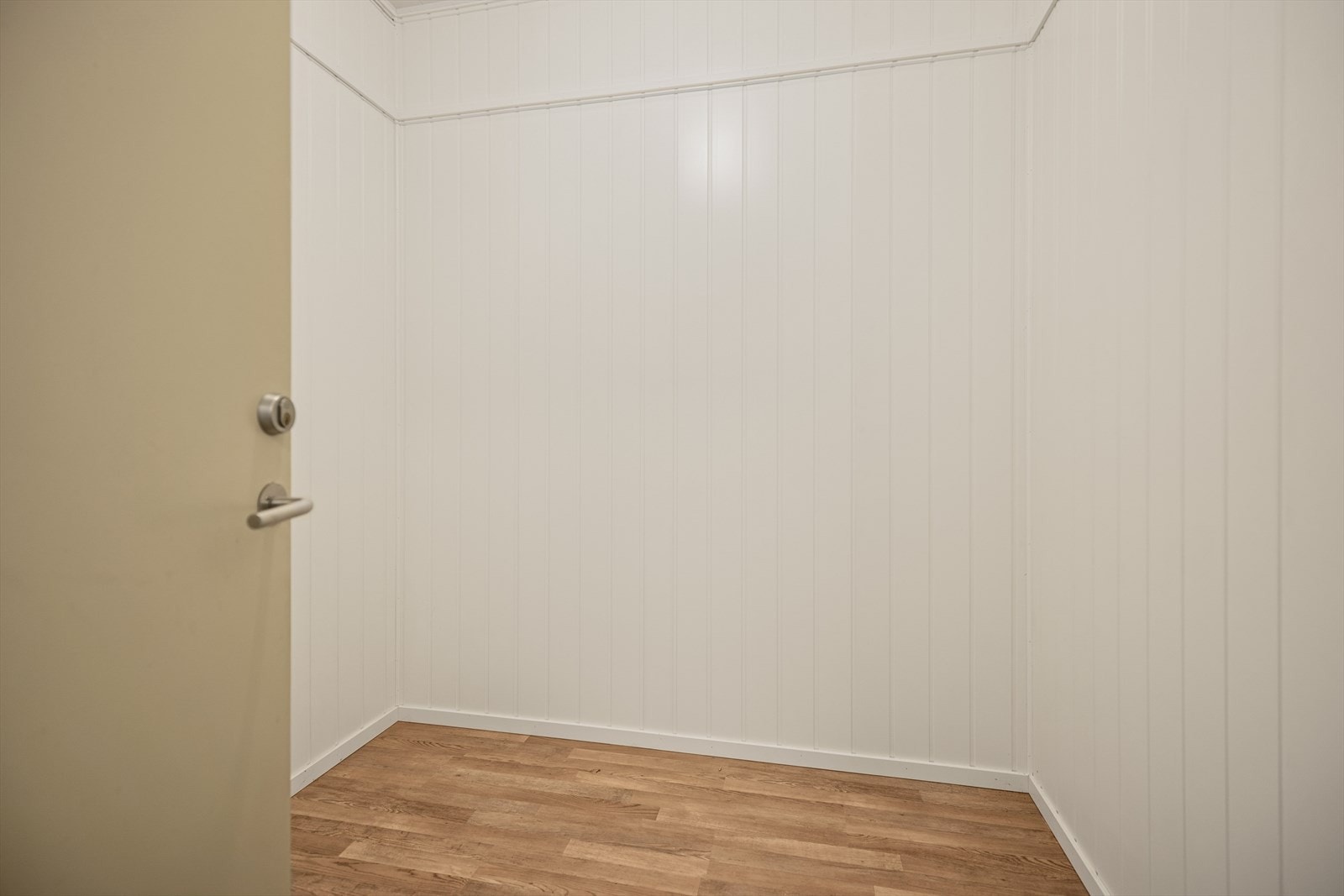 Den innvendige boden gir god lagringsplass. Galleribilde