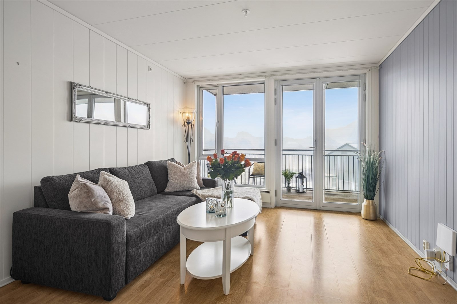 Eiendomsmegler Martin Surén presenterer denne praktiske 2-roms leiligheten i Holterveien 2B. Galleribilde