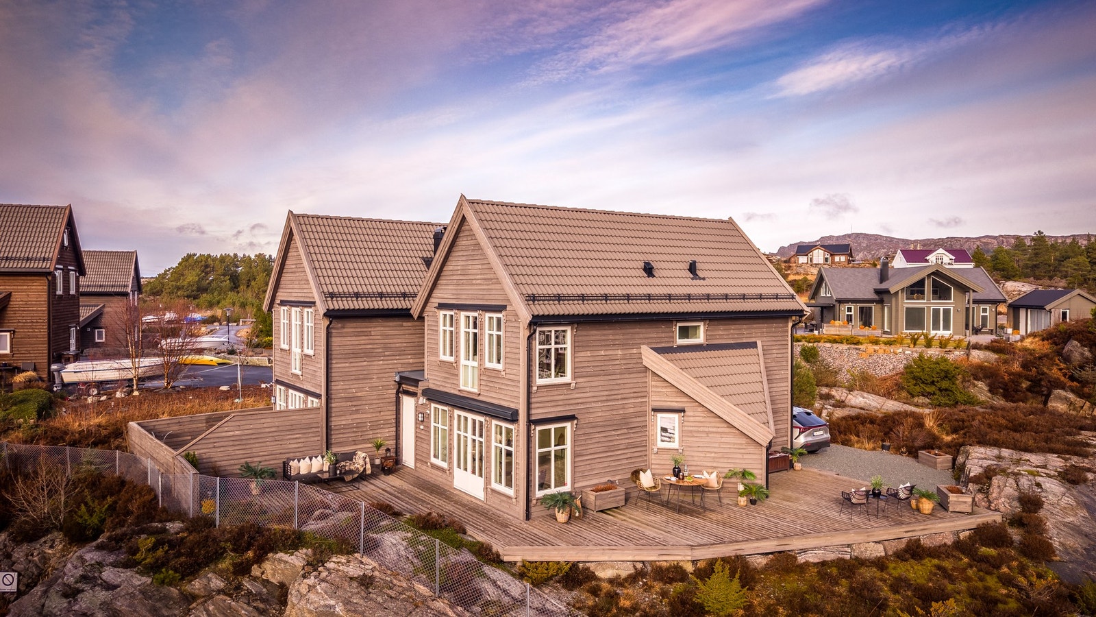 Hytten var nyoppført i 2020 og holder gjennomgående god standard og fremstår som velholdt Galleribilde