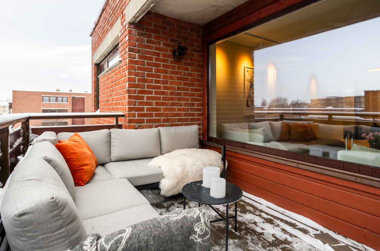 Her har man god plass til store utemøbler Galleribilde